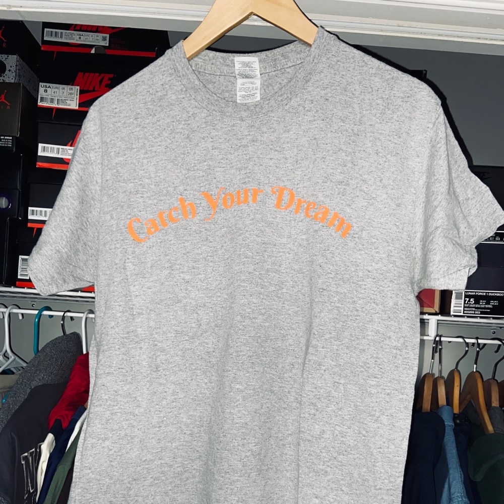 Vintage catch your dream tee